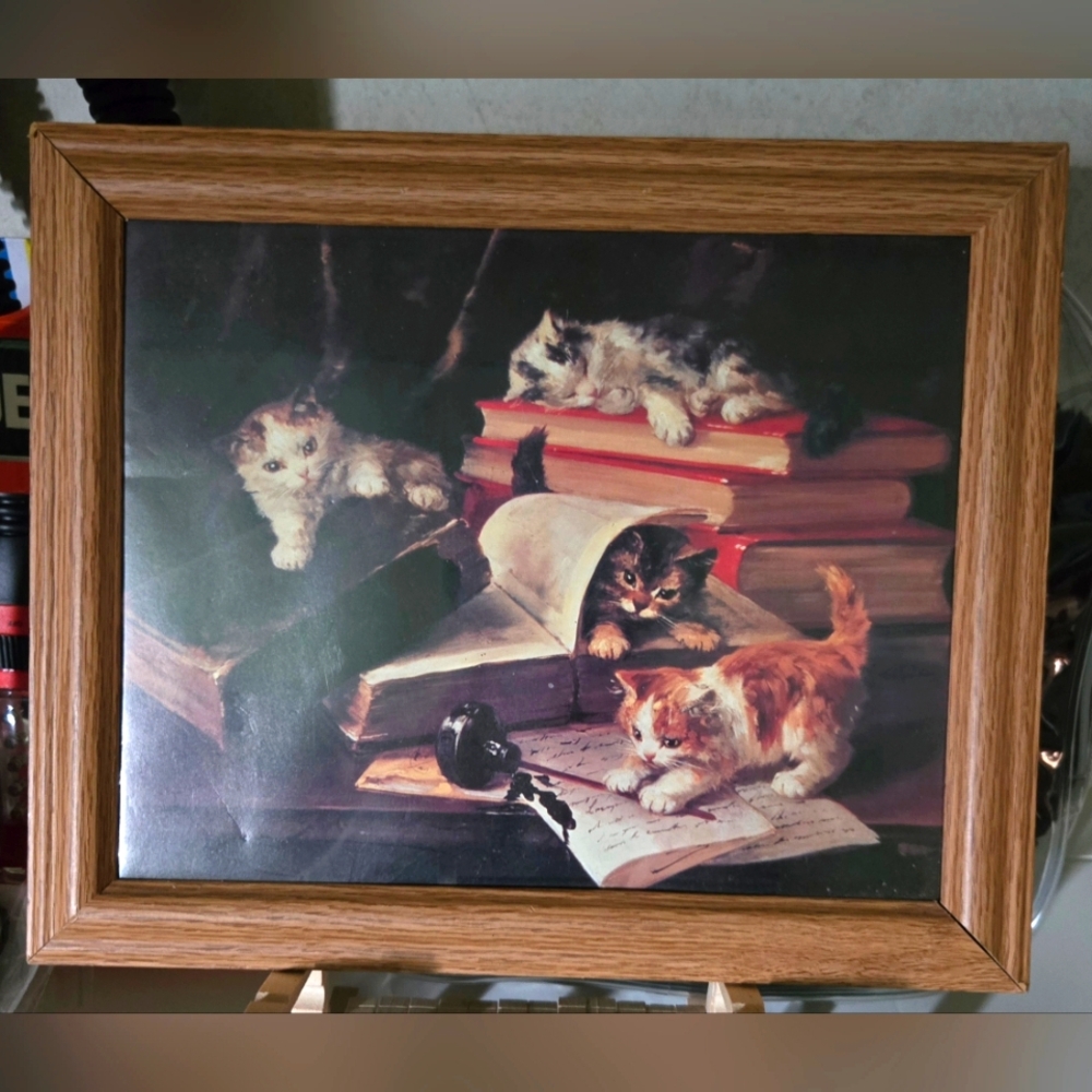 VINTAGE FRAMED KITTEN PRINT